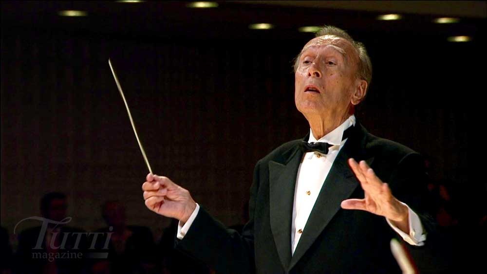 Claudio Abbado dirige le <i>Requiem</i> de Mozart à Lucerne en août 2012.