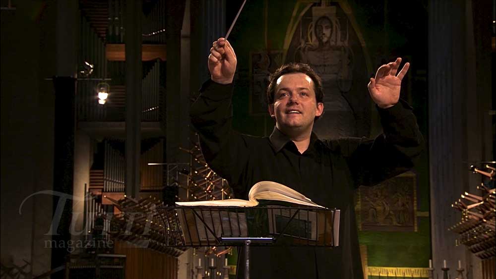 Andris Nelsons dirige le <i>War Requiem</i> à Coventry le 30 mai 2012.