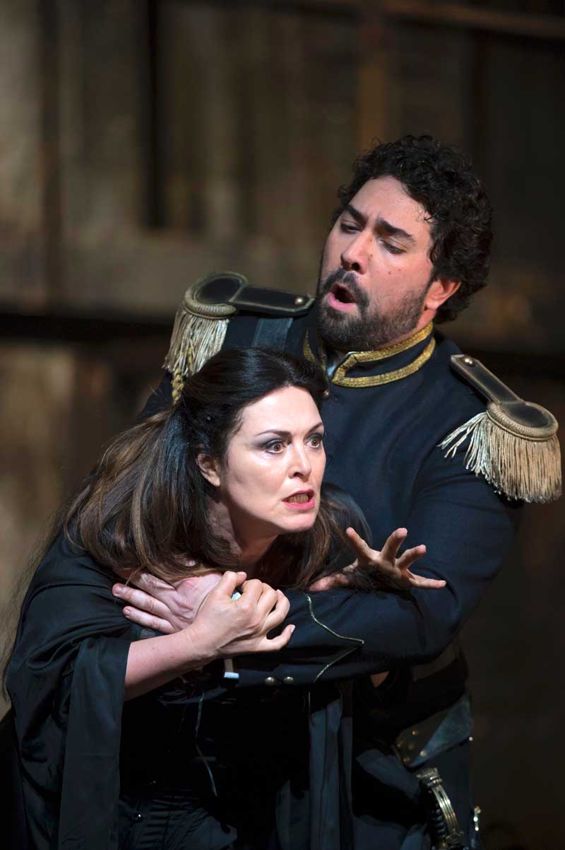 Anna Caterina Antonacci et Fabio Capitanucci.  © ROH/Bill Cooper