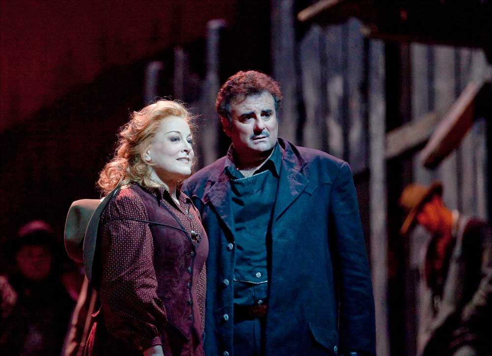 Deborah Voigt et Marcello Giordani.  Photo Ken Howard/Metropolitan Opera