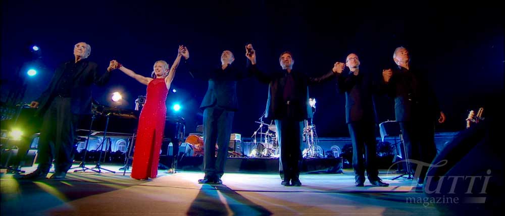 Applaudissements à l'issue du concert <i>Entre Elle et Lui</i> à l'Orangerie du Château de Versailles le 11 juin 2014.