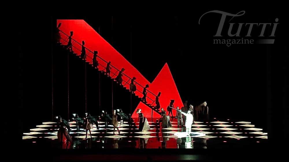 Scène d'<i>Eugène Onéguine</i> mis en scène par Mariusz Treliński au Palau de les Arts Reina Sofia de Valencia.