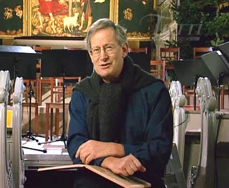 Sir John Eliot Gardiner intervient dans les deux documentaires proposés en annexe de l'<i>Oratorio de Noël</i> de Bach.
