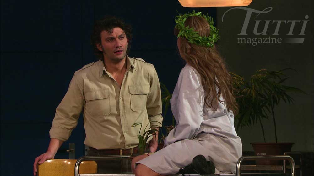 Jonas Kaufmann face à Isabel Rey dans <i>Königskinder</i> mis en scène par Jens-Daniel Herzog à Zürich.