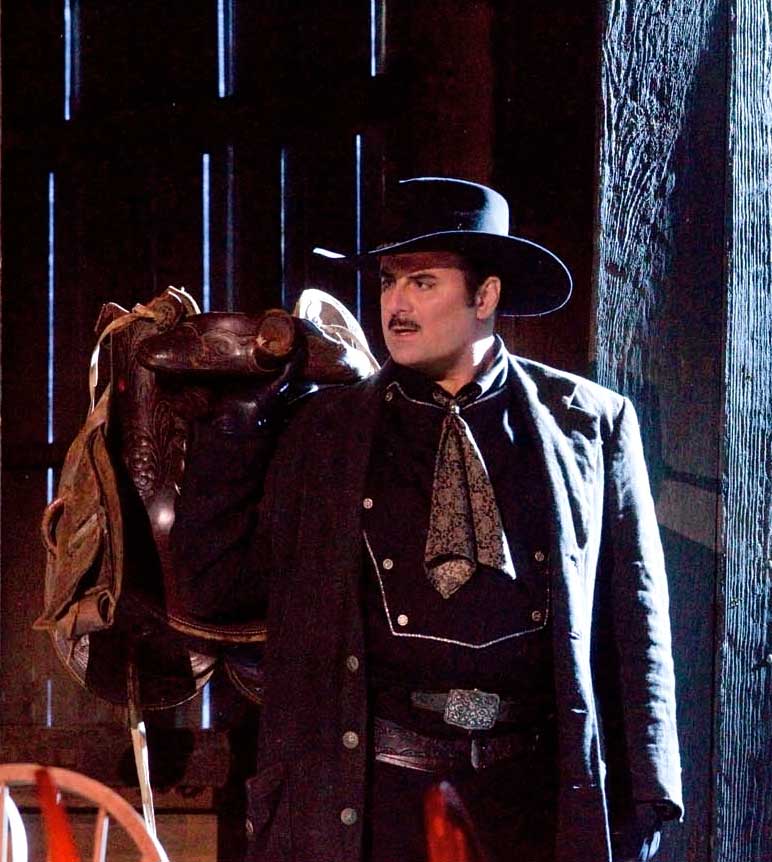 Marcello Giordani (Dick Johnson).  Photo Ken Howard/Metropolitan Opera