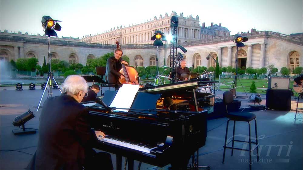 Michel Legrand, Pierre Boussaguet et François Laizeau réunis pour le concert <i>Entre Elle et Lui</i> à Versailles.