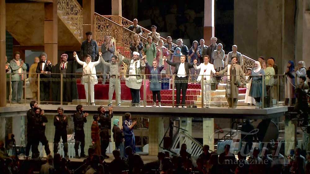 Applaudissements pour <i>Moïse en Égypte</i> présenté en 2011 au Festival Rossini de Pesaro.