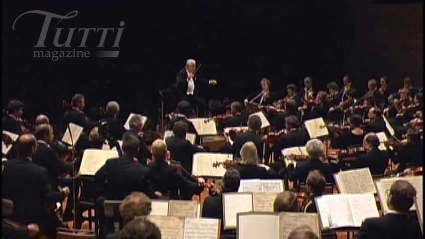 Le Munchner Philharmoniker dirigé par Sergiu Celibidache au Suntory Hall de Tokyo en octobre 1990.