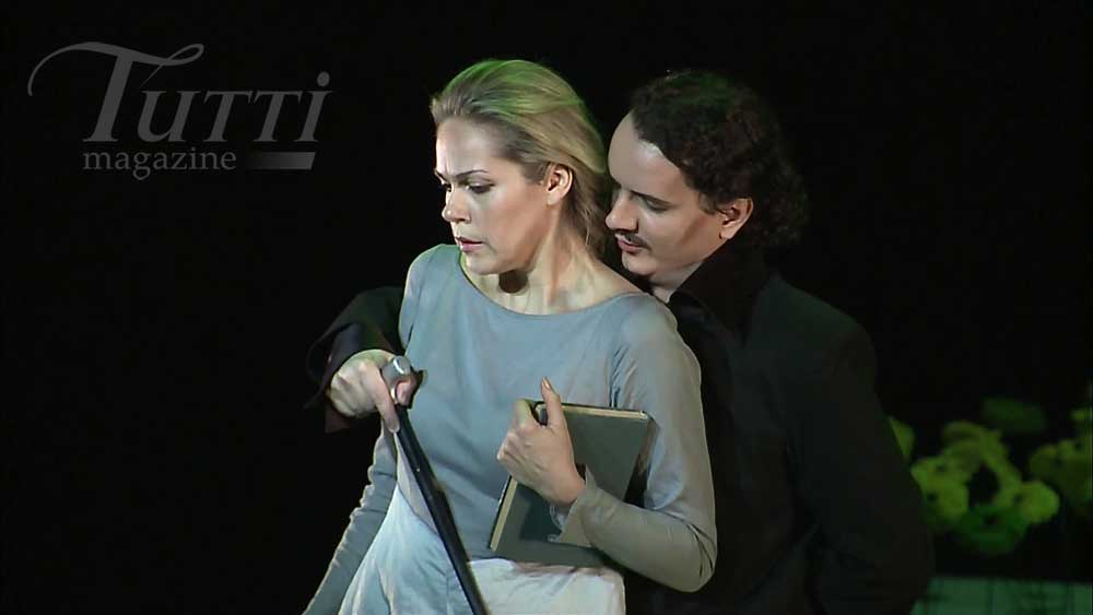 Kristīne Opolais (Tatyana) et Artur Ruciński (Eugène Onéguine) dans <i>Eugène Onéguine</i> à Valencia en 2011.
