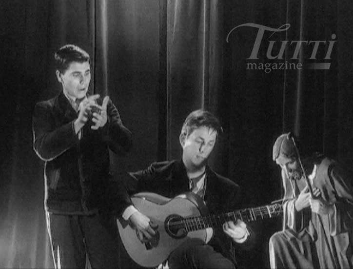 Les premiers pas de Paco de Lucia dans le documentaire <i>La Busqueda</i>.