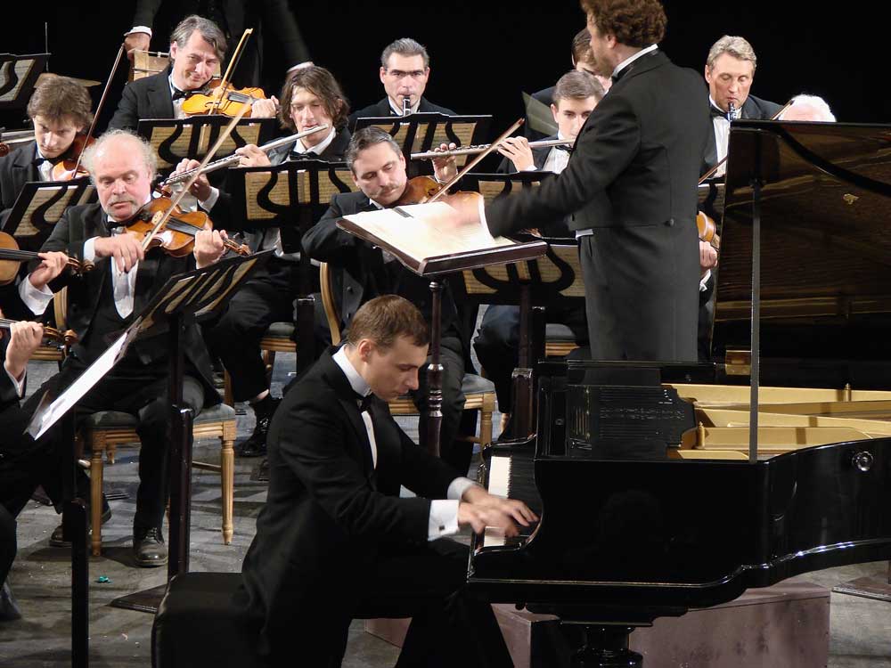 Evgeni Tsyganov interprète le rôle-titre du film <i>Rachmaninov</i>.  © N. Razina/Thema Production