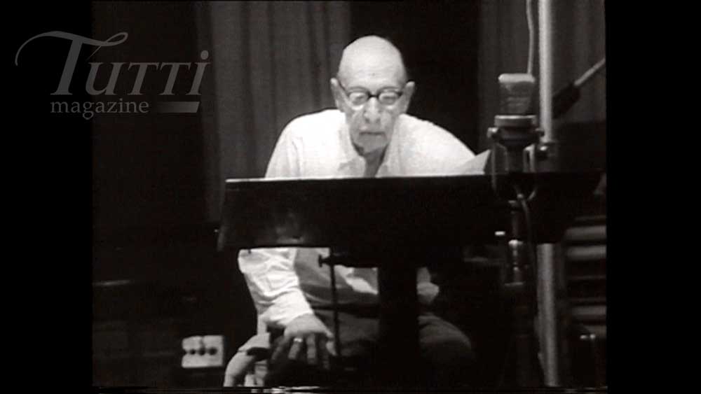 Stravinsky enregistre à Hollywood.