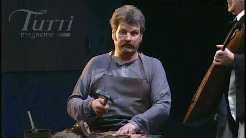 Wolfgang Brendel (Hans Sachs) dans <i>Les Maîtres chanteurs de Nuremberg</i> mis en scène par Götz Friedrich.